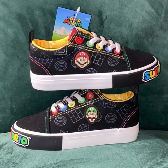 Nintendo Other - Super Mario Boys Tennis Shoes NEW